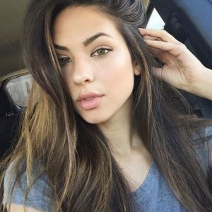 First Date Ideas That Actually Work: Moving Beyond the Cliché Coffee