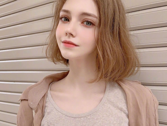 The First Date Mindset: Cultivating Authenticity in a World of Performance